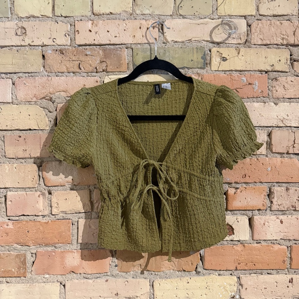 H&M tie top size XXS